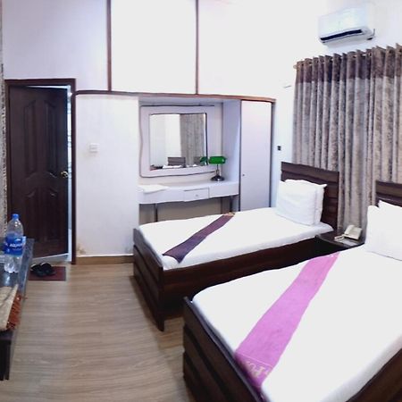 Отель Hilton Bayview Lnn Карачи Экстерьер фото